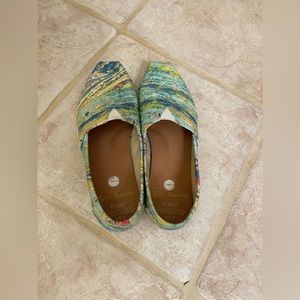 Multi color fun Toms. Size 7.5